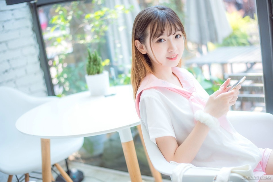 我相信，梦里能到达的地方，总有一天，脚步也能到达。